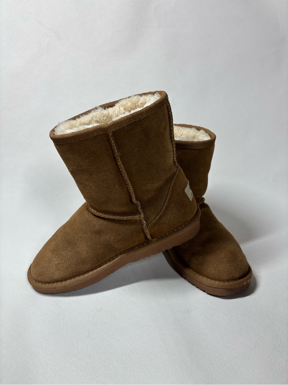 Dream Pairs Brown Faux Suede Shearling Lined Boots Size 4